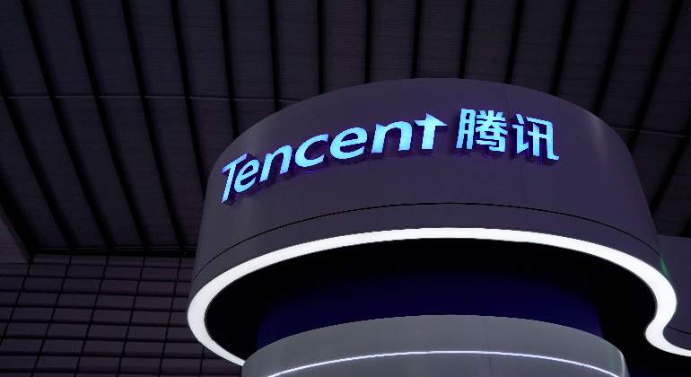 tencent-cartel-luces-reuters-770x420.jpg