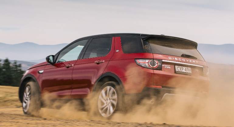 land-rover.jpg