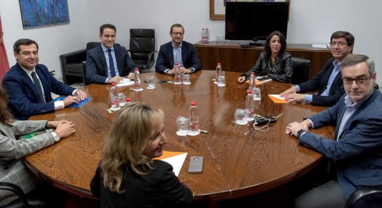 negociaciones-pp-ciudadanos-andalucia-efe.jpg
