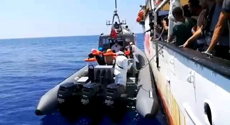 open-arms-inmigrantes-agosto-2019-efe.jpg