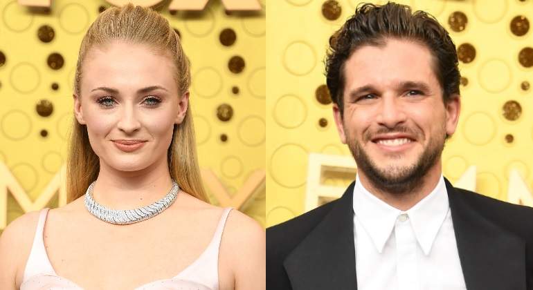 sophie-turner-kit-harington-emmy-770.jpg