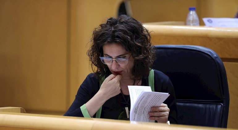 maria-jesus-montero-senado-17jun20-efe.jpg