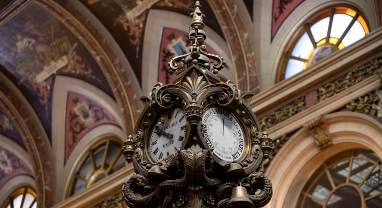 reloj-interior-bolsa-madrid-getty-770x420.jpg