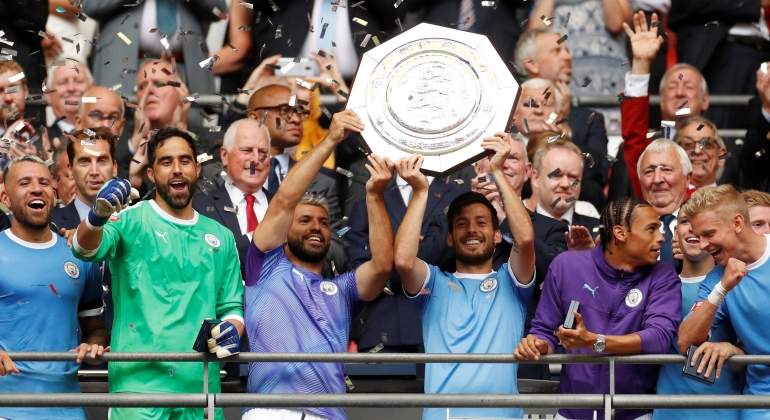 manchester-city-celebra-community-shield-reuters.jpg