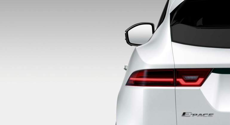 Jaguar-E-PACE-770.jpg