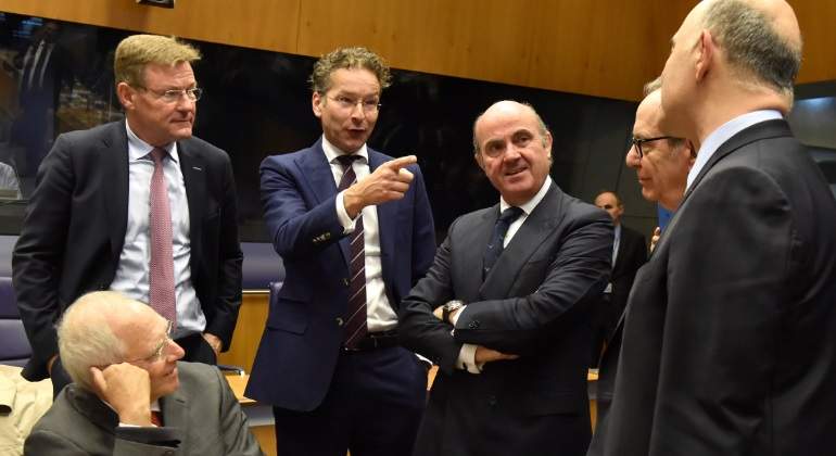 guindos-eurogrupo-09-octubre17.jpg