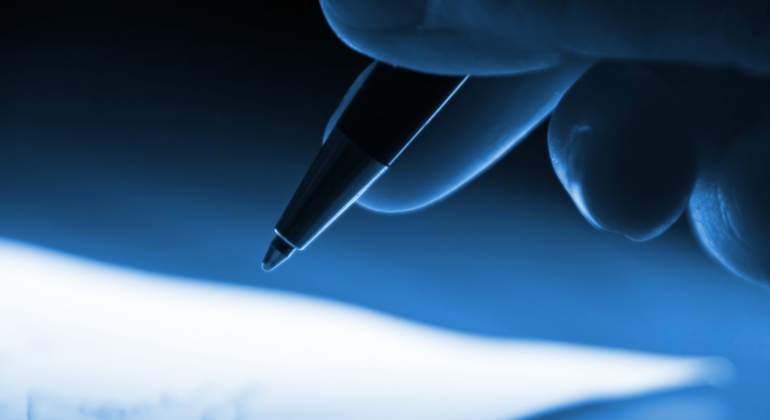 contrato-firma-dreams.jpg