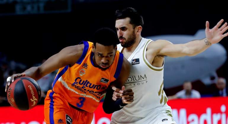 realmadrid-valencia-ligaendesa-enero2020-efe.jpg