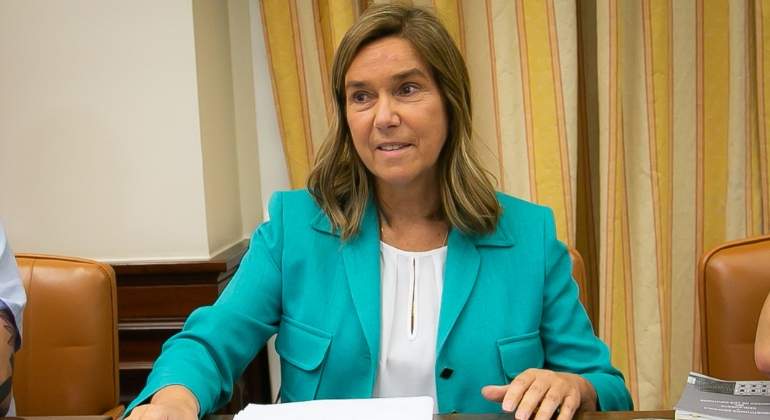 ana-mato-congreso-26jun18-efe.jpg
