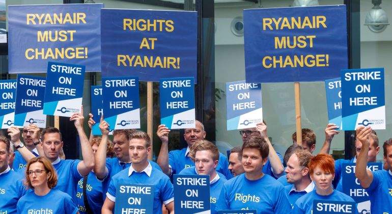 ryanair-trabajadores-protesta-huelga-efe.jpg