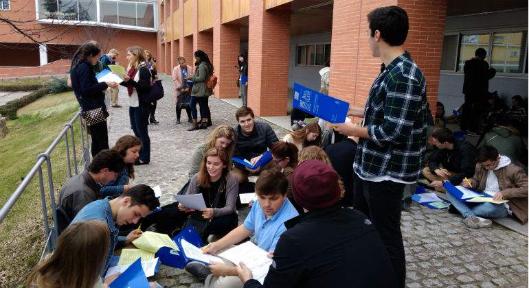 est-int-2semestre1111.jpg