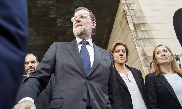 rajoy-cospedal-pastor-salida-funeral-barbera-efe.jpg