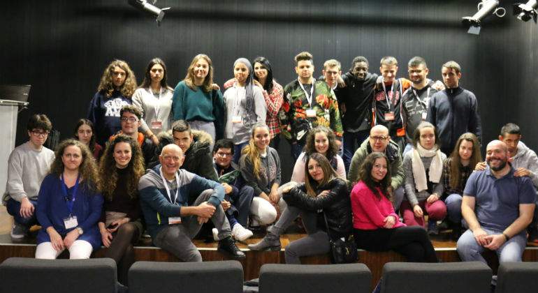 Foto-de-familia-Programa-Intercambio-Erasmus--Fundacion-Juan-XXIII-Ro11111111111111.jpg