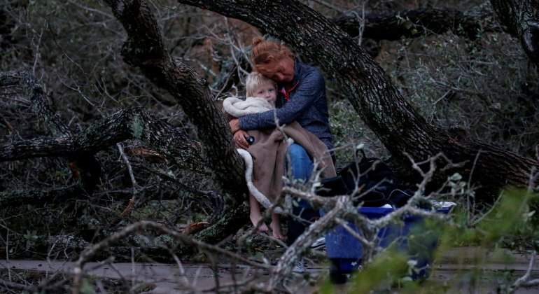 huracan-harvey-madre-reuters.jpg