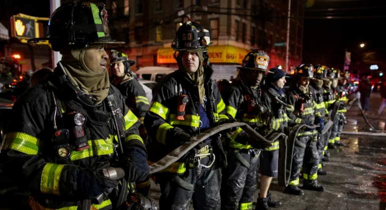 bomberos-ny-incendio-29dic17-reuters.jpg