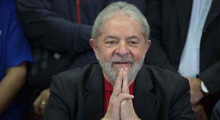 lula-brasil-manos-efe.jpg