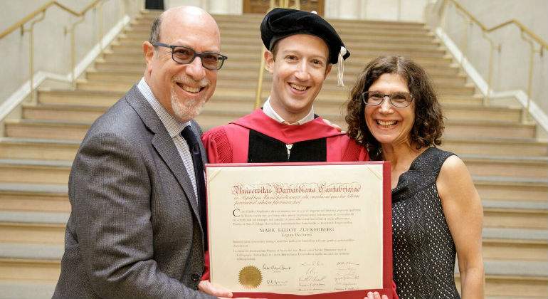 zuckerberg-harvard.jpg
