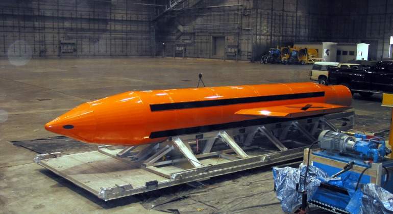 MOAB-Bomba-2003-Reuters.jpg