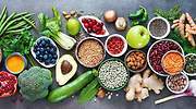Cinco alimentos ricos en vitaminas que te ayudarán a fortalecer tu sistema inmunológico