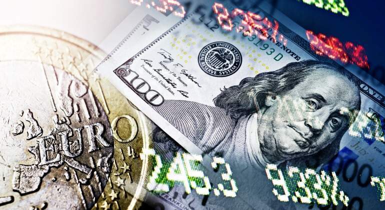 euro-dolar-dreamstime.jpg