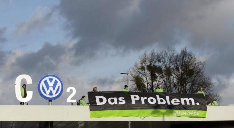 volkswagen-logo-3.jpg