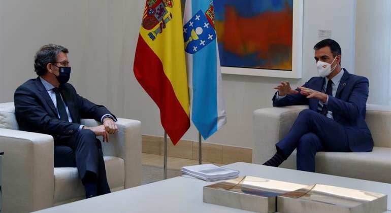feijoo-sanchez-reunion-efe.jpg