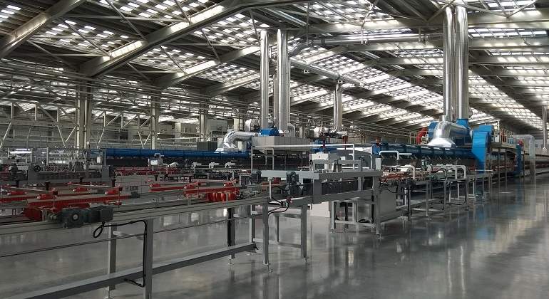 linea-de-produccion-ceramica.jpg