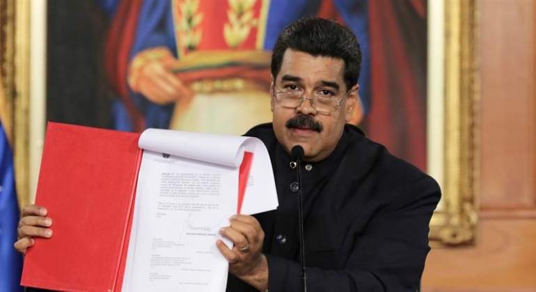 maduro-decreto-efe.jpg