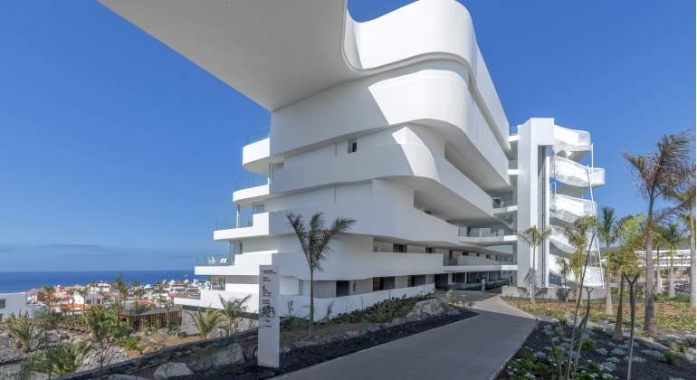 hotel-royal-corales-exterior.jpg