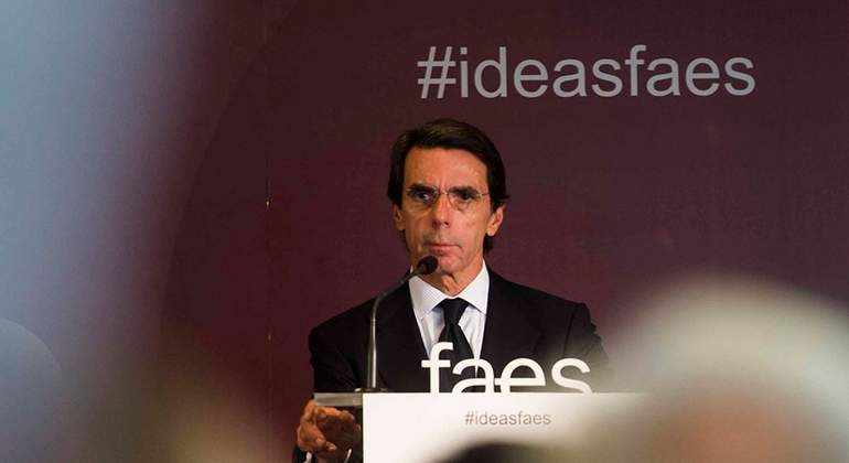 aznar-faes-19oct2017.jpg