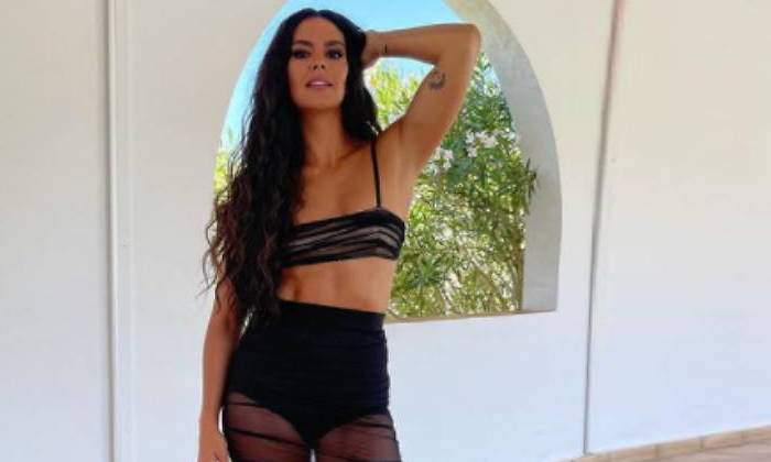 cristina-pedroche-presume-cuerpo-hombre-770.jpg