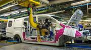 Ford Almussafes dejará de ensamblar entre 100 y 150 coches diarios en lo que resta de 2019