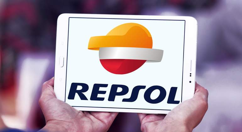 repsol-dreamstime.jpg