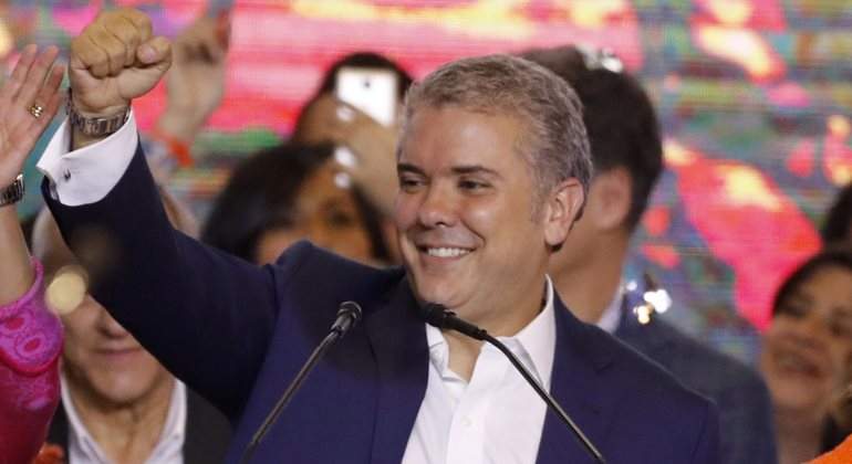 duque-ivan-mano-770.jpg