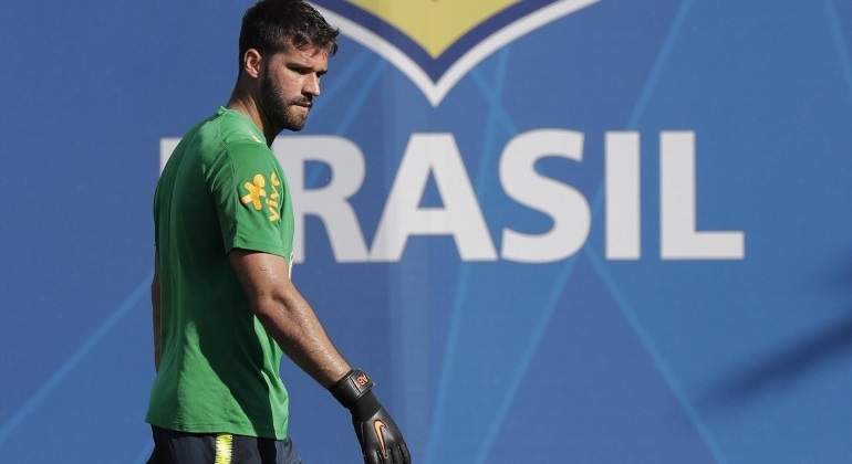 Alisson-Becker-tw-770-2.jpg