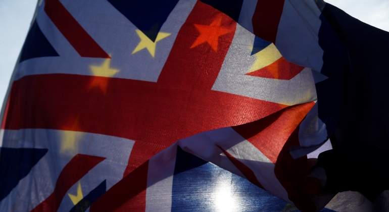 brexit-banderas-reuters-770.jpg