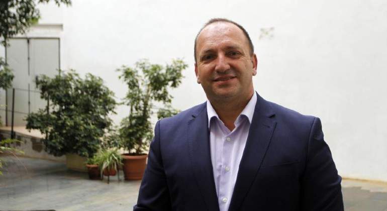 Rubn Martnez Dalmau GUILLERMO LUCAS