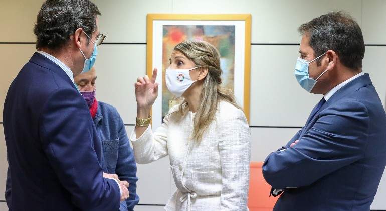 yolanda-diaz-empresarios-sindicat-ep.jpg