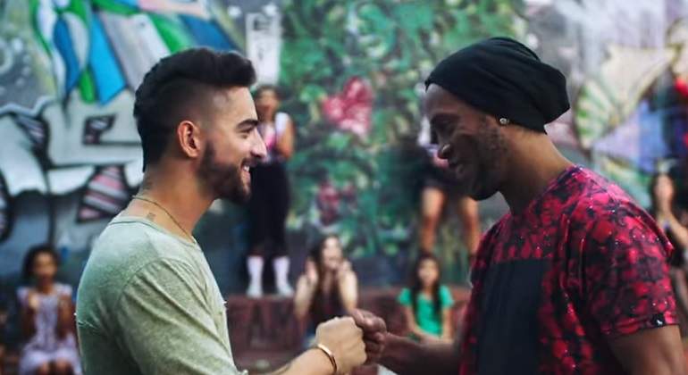 Maluma-ronaldinho.jpg