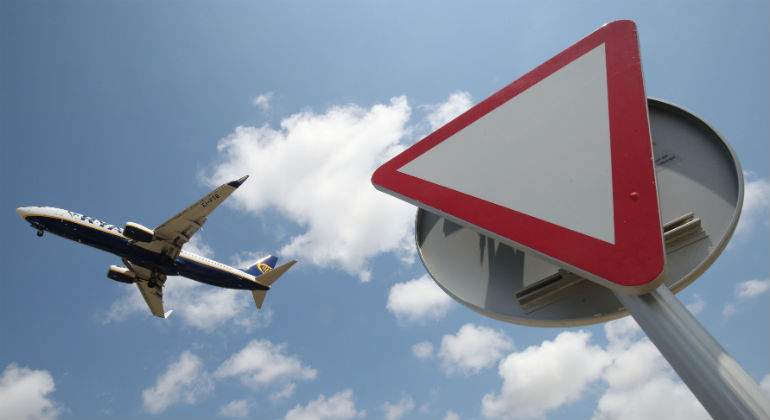 aerolinea-senal-paro-reuters.jpg