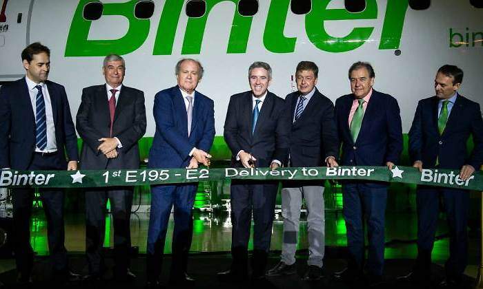 Inauguracin de la ruta de la aerolnea Binter a Vitoria