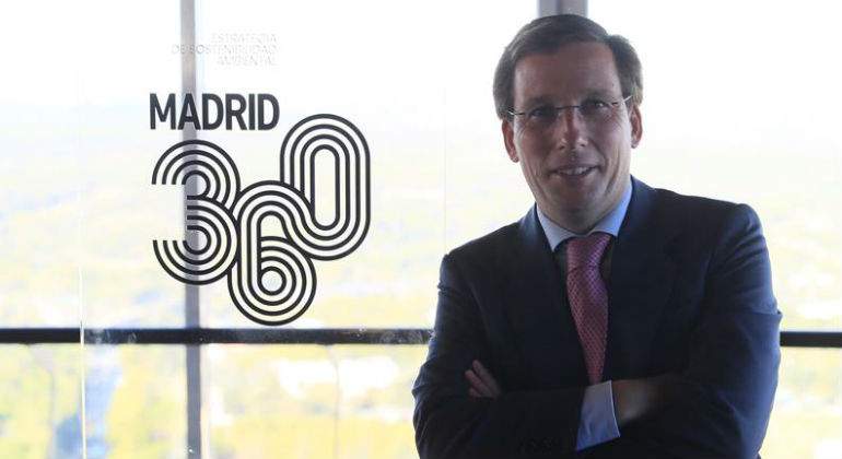 almeida-madrid-360-efe.jpg