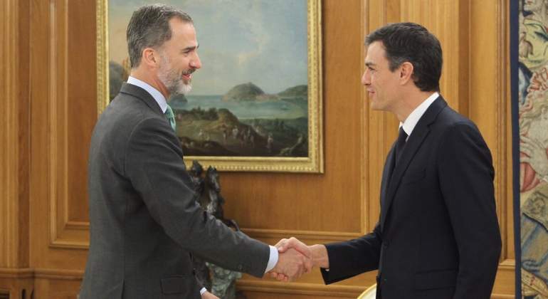felipe-vi-sanchez-4jul17-casareal.jpg