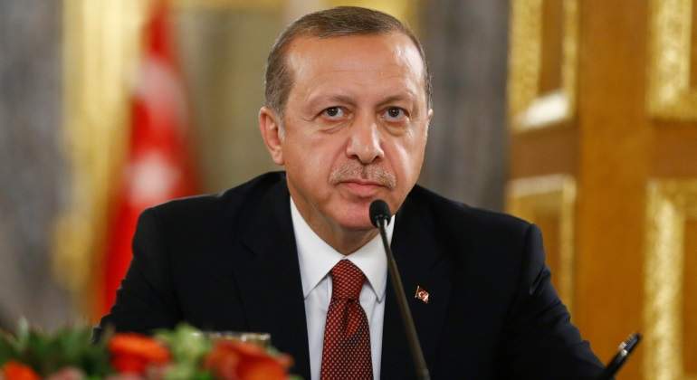 Turquía se rinde a la inflación y ya habla de subir los tipos