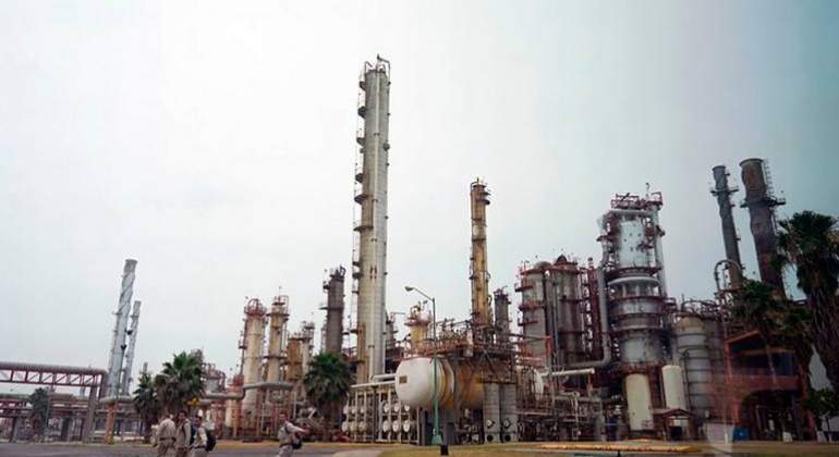 refineria-cadereyta.jpg