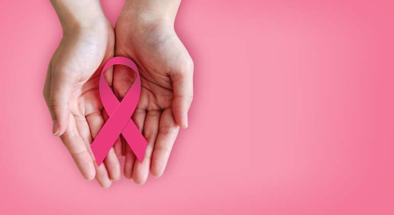 cancer-mama-dia-mundial-dreamstime.jpg