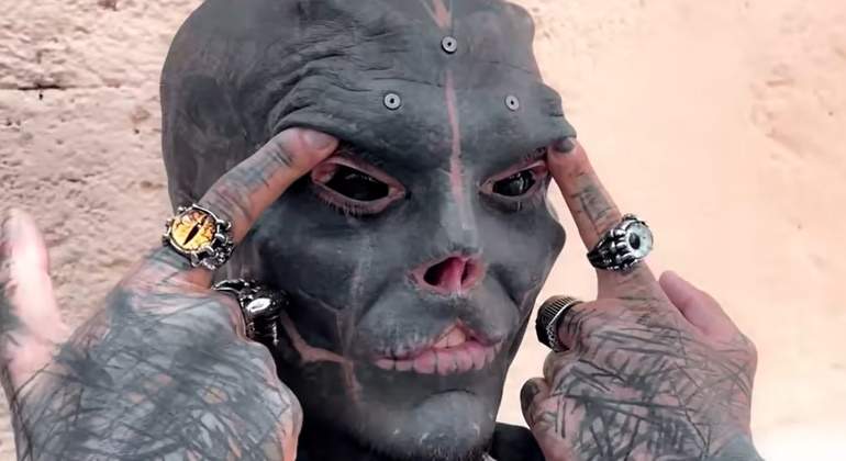 hombre-alien.jpg