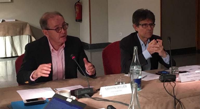 martin-selles-Humberto-Arnes-farmaindustria.jpg