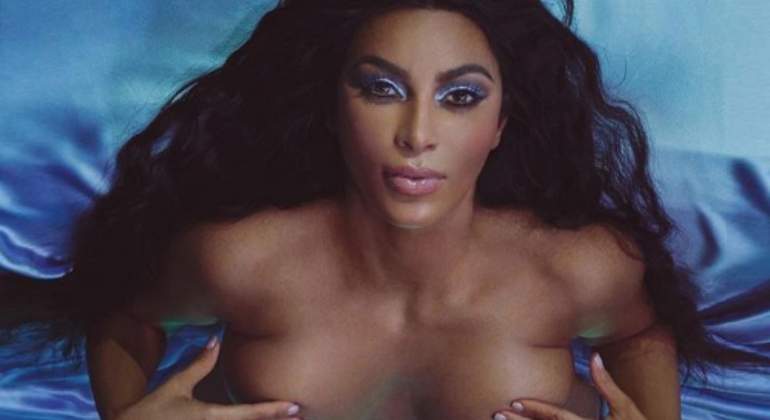 kardashian-desnuda-virgen770.jpg