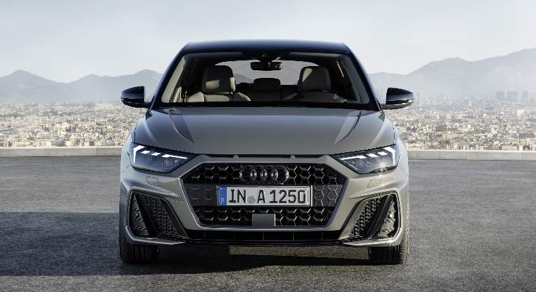 audi-a1-sportback-2018-01.jpg